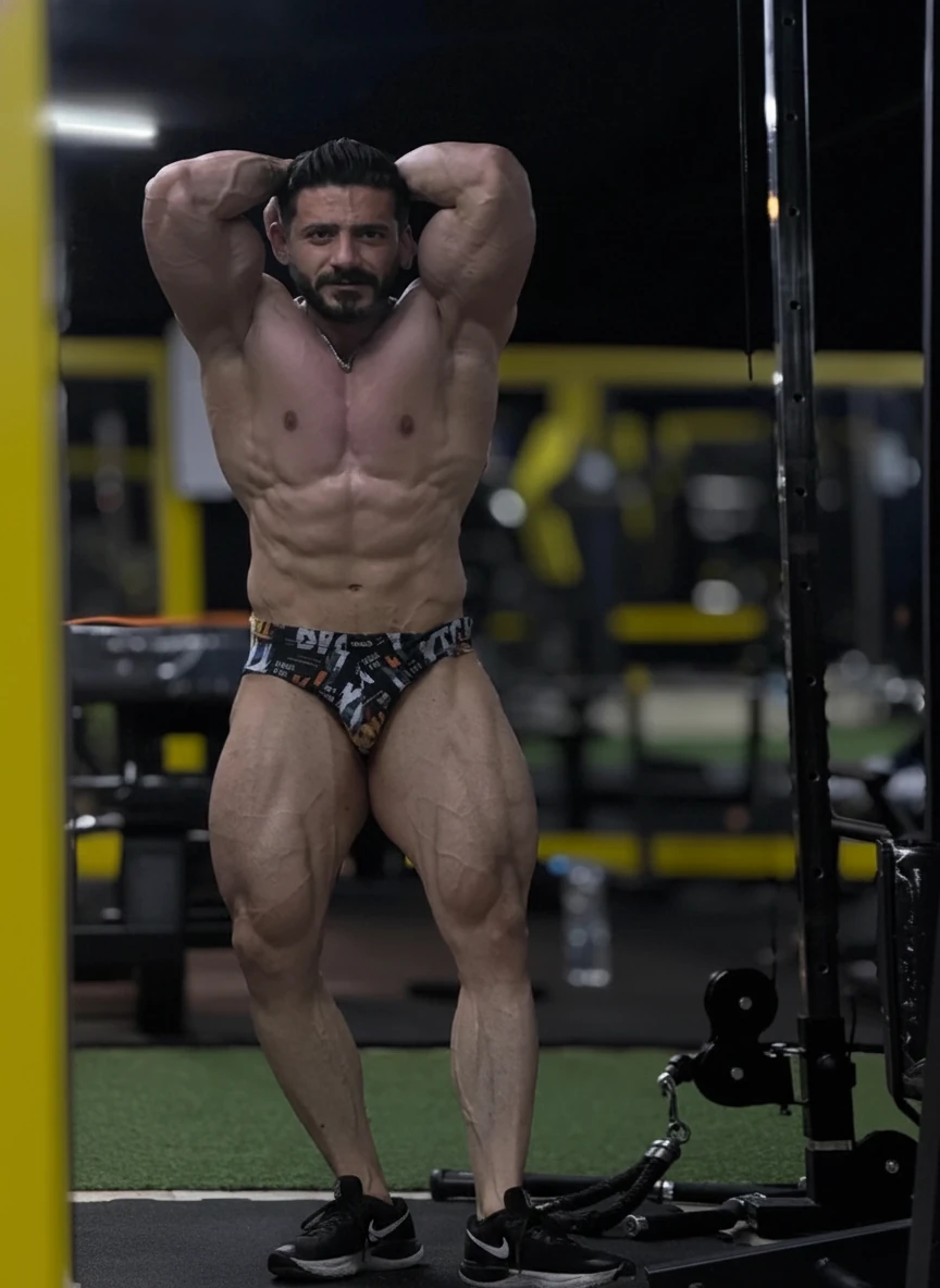 استاد وحید مرادی  - باشگاه بدنسازی ان فیت - NFIT